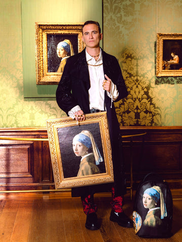 Sprayground Mauritshuis Museum Girl With A Pearl Earring - Zaini Unisex - Nero